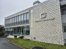 dům s logem Česká televize