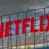 Název Netflix na budově