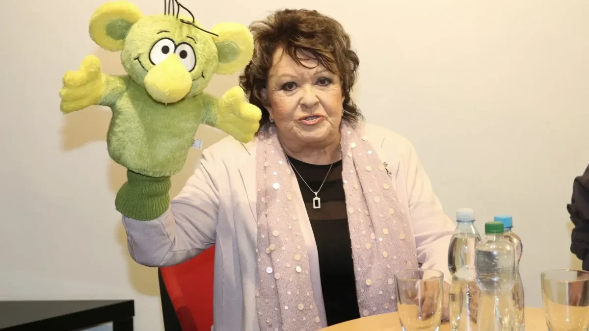 Jiřina Bohdalová s Rákosníčkem