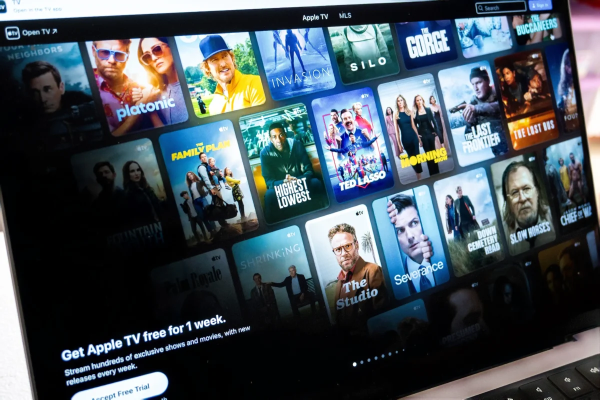 shutterstock_2705616019 1 | TVGURU.cz Úvodní strana Netflixu