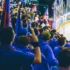 Hokejoví fanoušci na tribuně