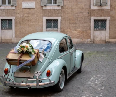 Staré auto na svatbě