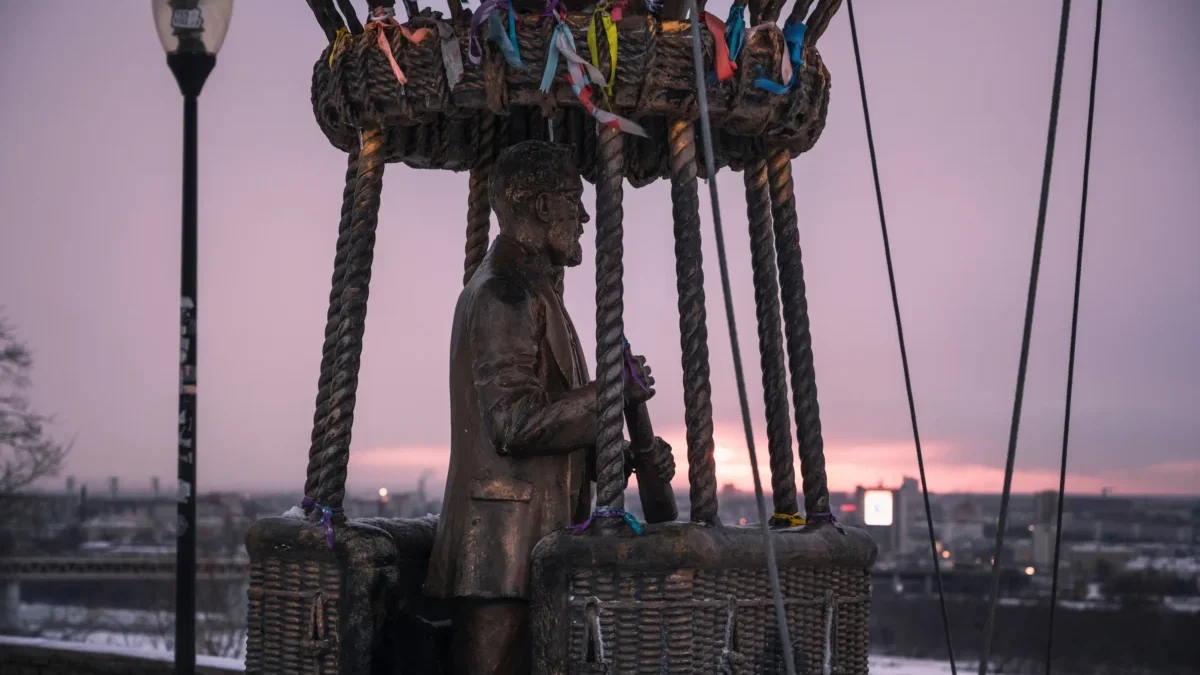 Jules Verne socha