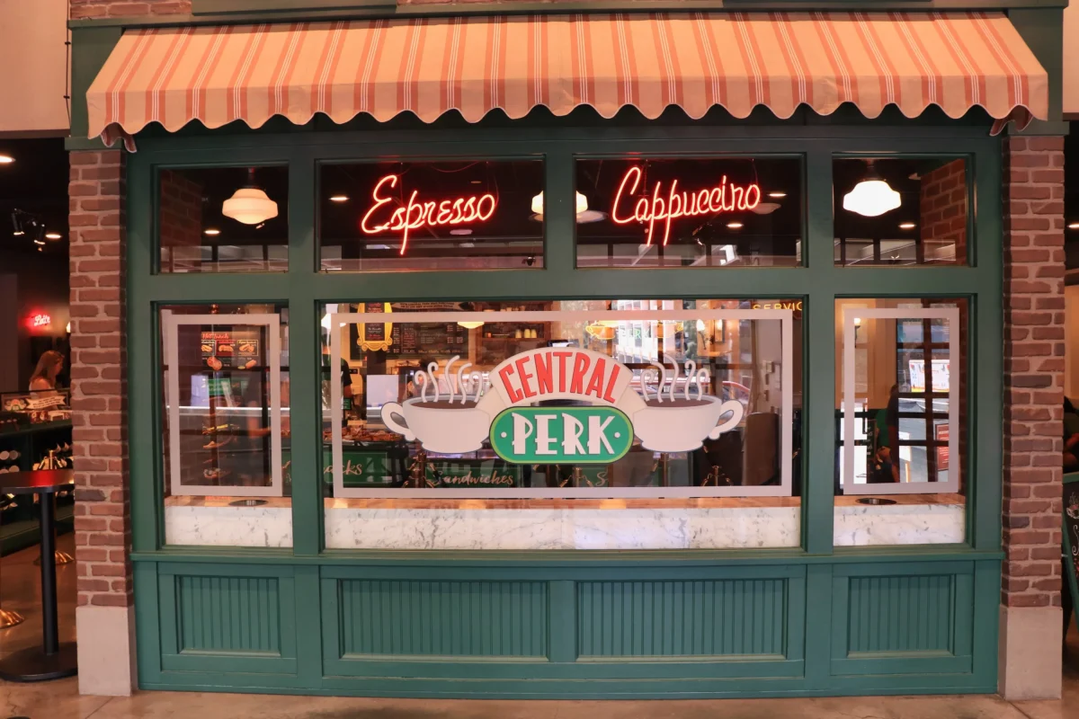 shutterstock_2560060003-2 | TVGURU.cz Central Perk kavárna