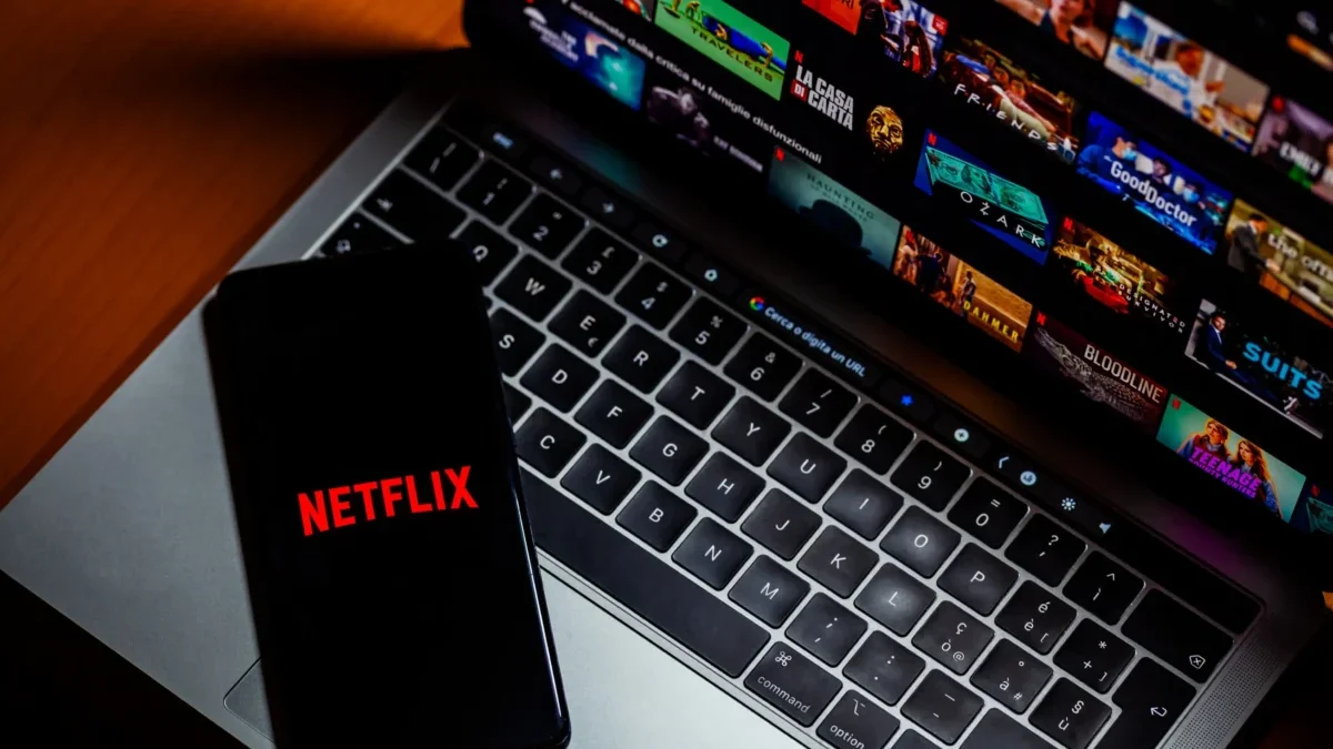 Netflix na telefonu a počítači