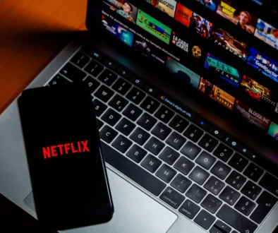 Netflix na telefonu a počítači