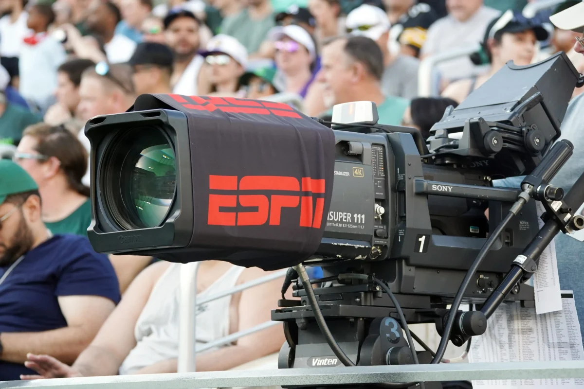 kamera s nápisem ESPN