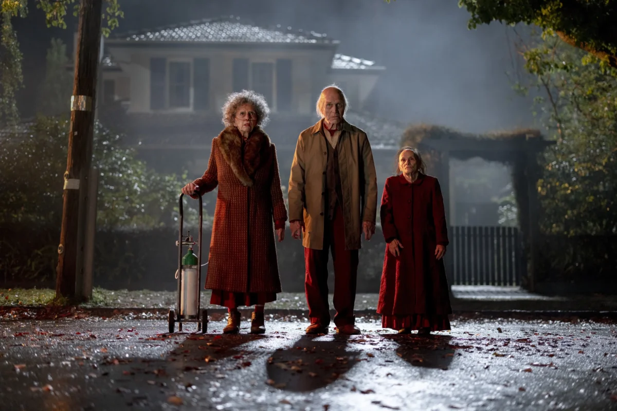 DF-02985_r-2-2 | TVGURU.cz Scéna z filmu Insidious: Jsou mezi námi