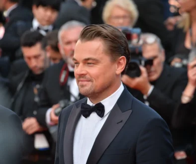 Leonardo DiCaprio při focení při galavečeru