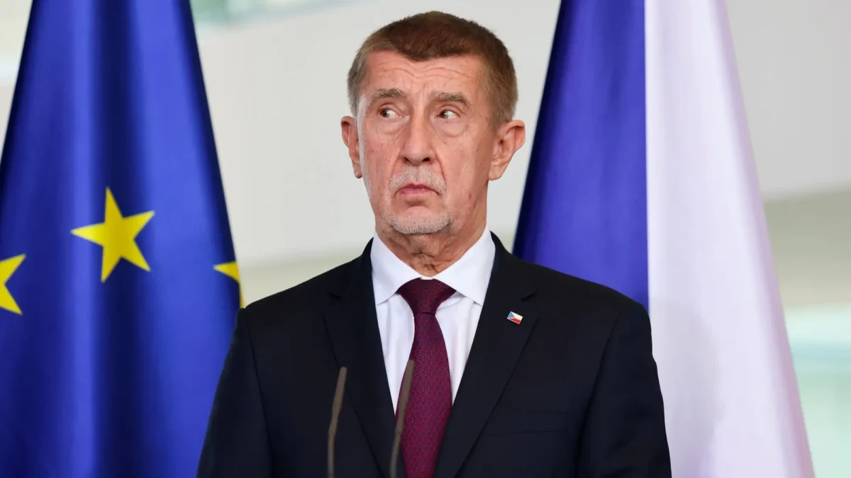 shutterstock_2752034523 1 | TVGURU.cz andrej babiš
