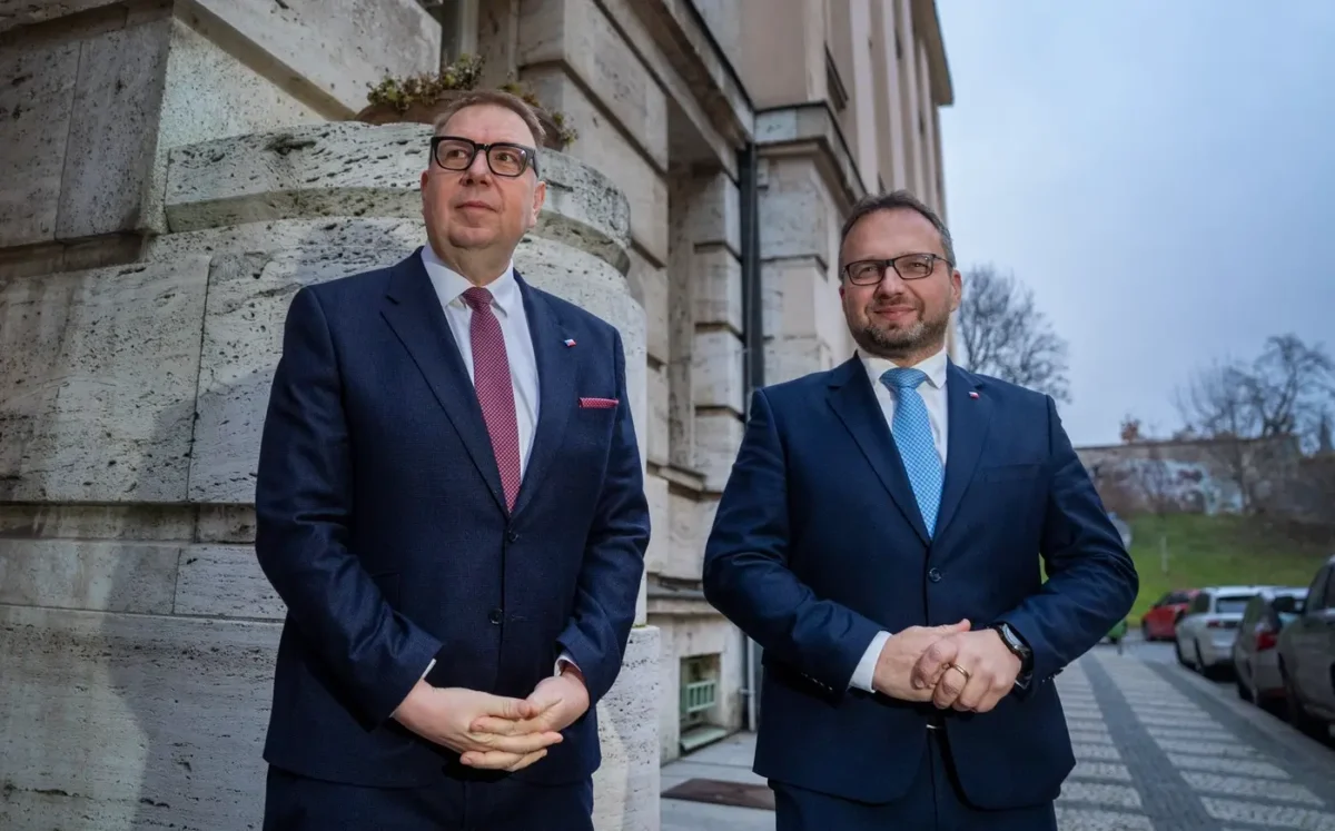 Současný ministr Aleš Juchelka a jeho předchůdce Marian Jurečka