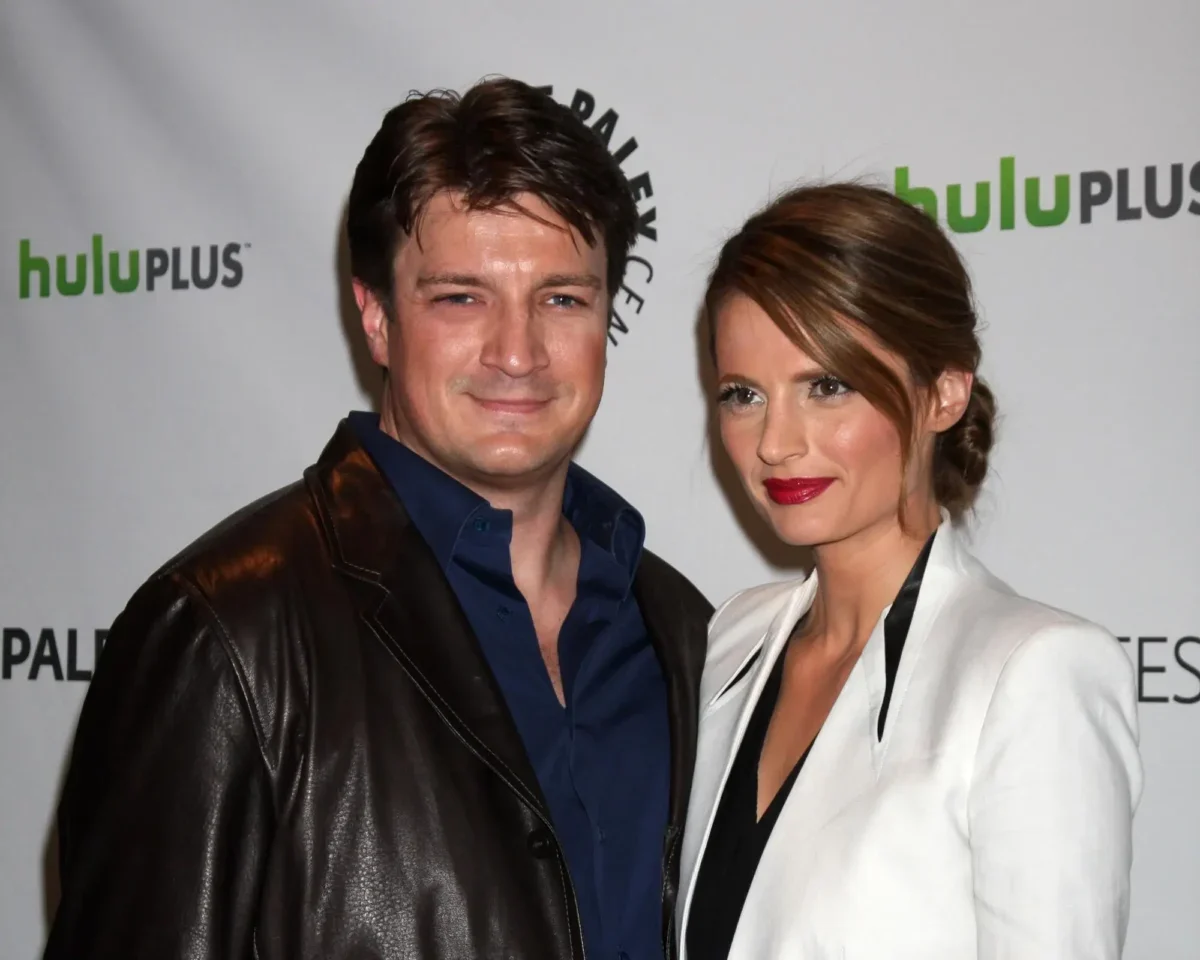 Nathan Fillion a Stana Katic