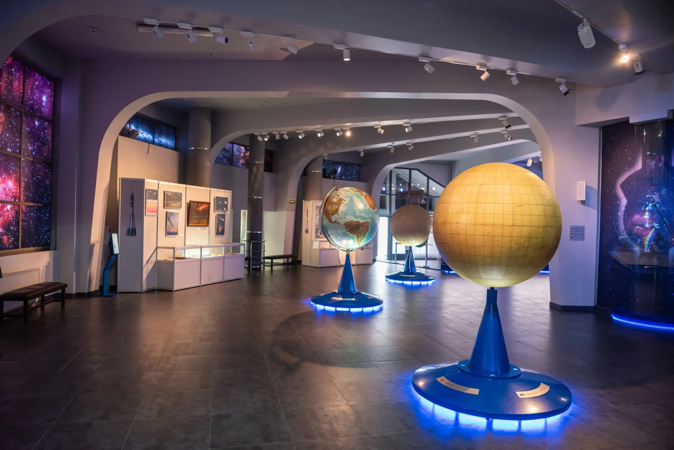Makety planet v hvězdárně