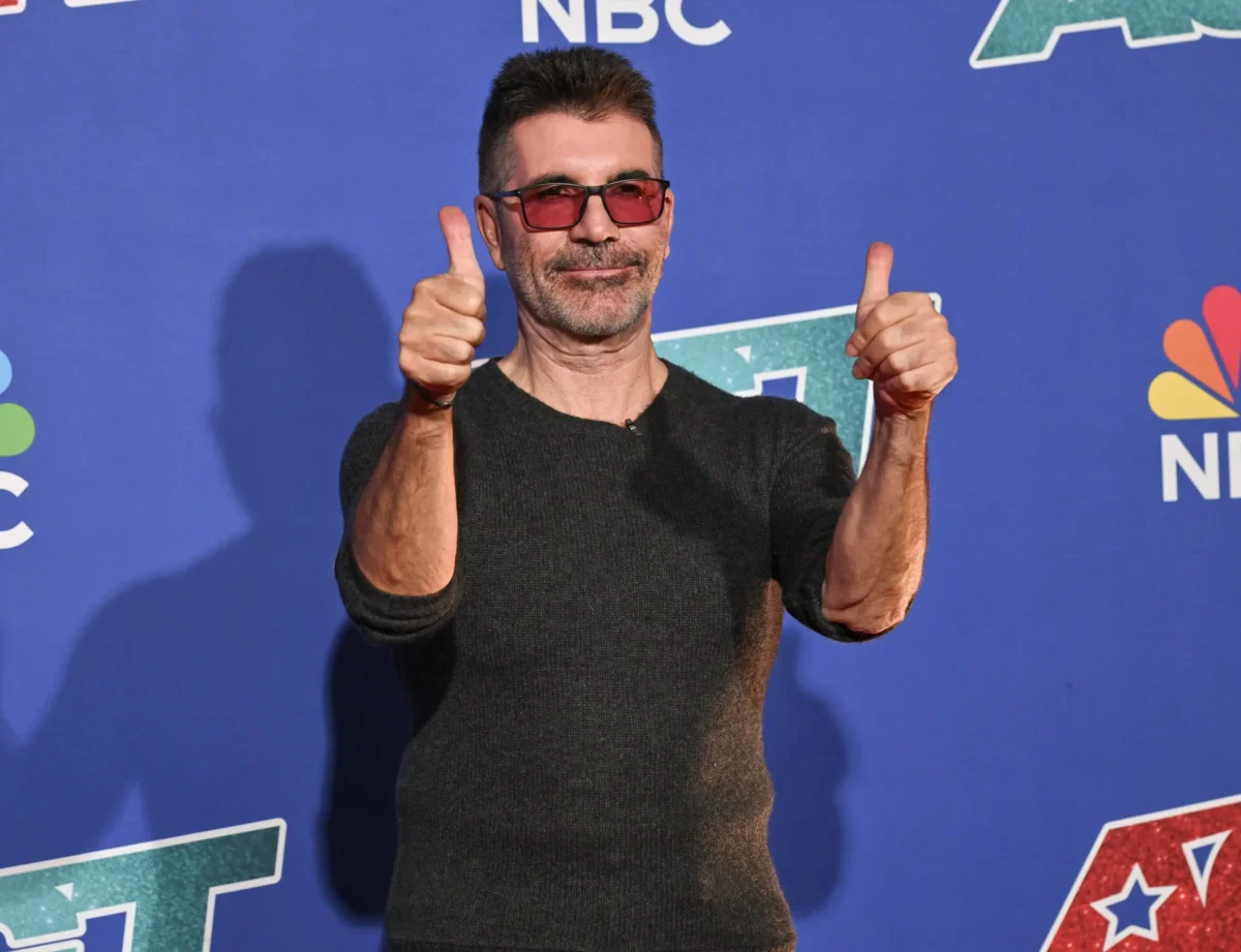 shutterstock_2605292437 1 | TVGURU.cz Simon Cowell