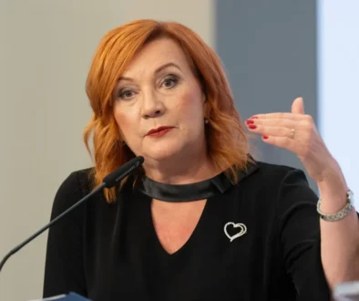 Alena Schillerová na zasedání vlády
