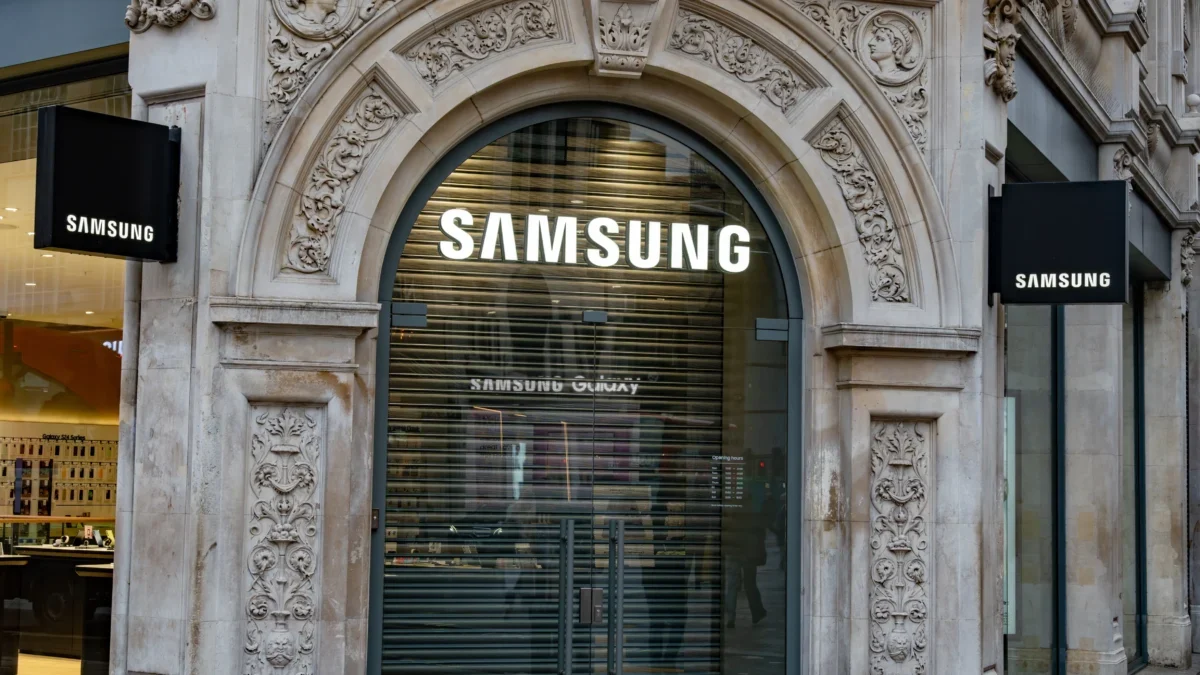 Zavřená Samsung prodejna