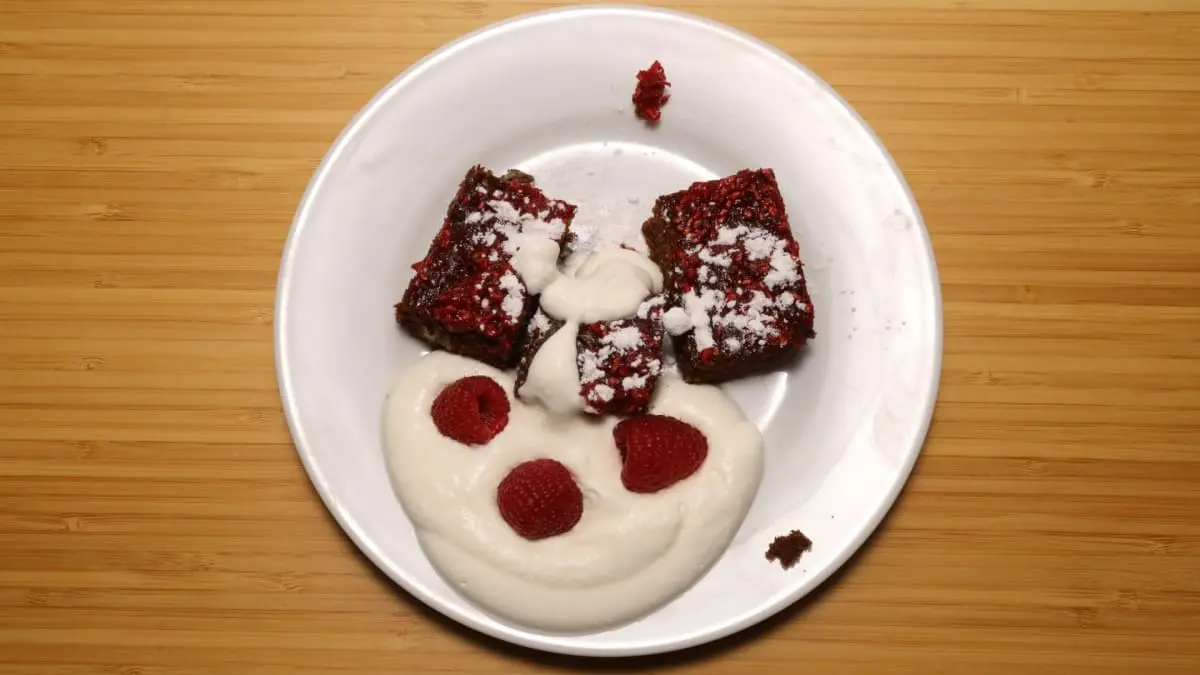 946c090b89cfa30a94232078260ac09f | TVGURU.cz Brownies