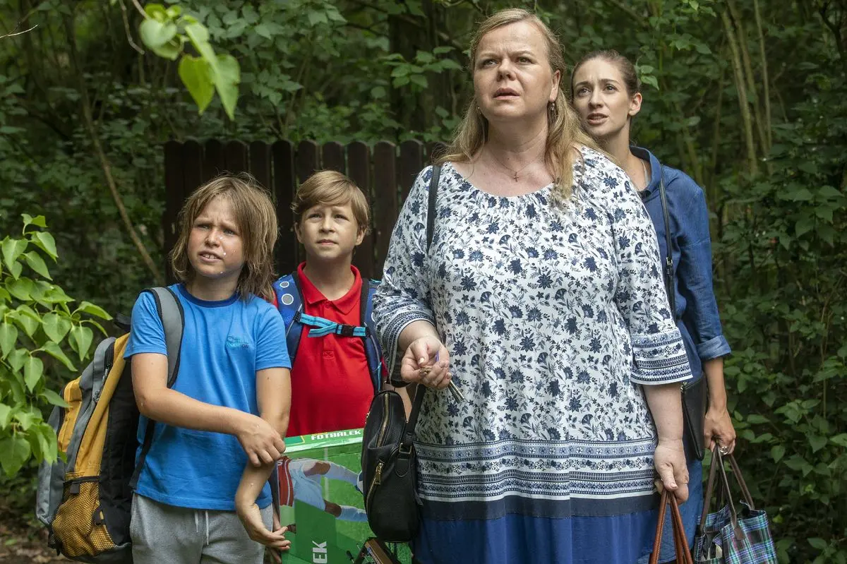 film-kukacky-serial | TVGURU.cz Seriál Kukačky