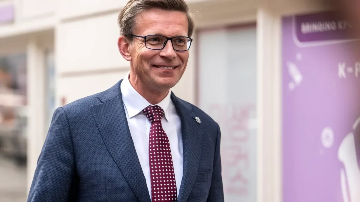 Martin Kupka se usmívá.