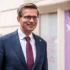 Martin Kupka se usmívá.