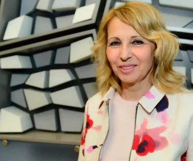 Stanislava Lekešová se usmívá.