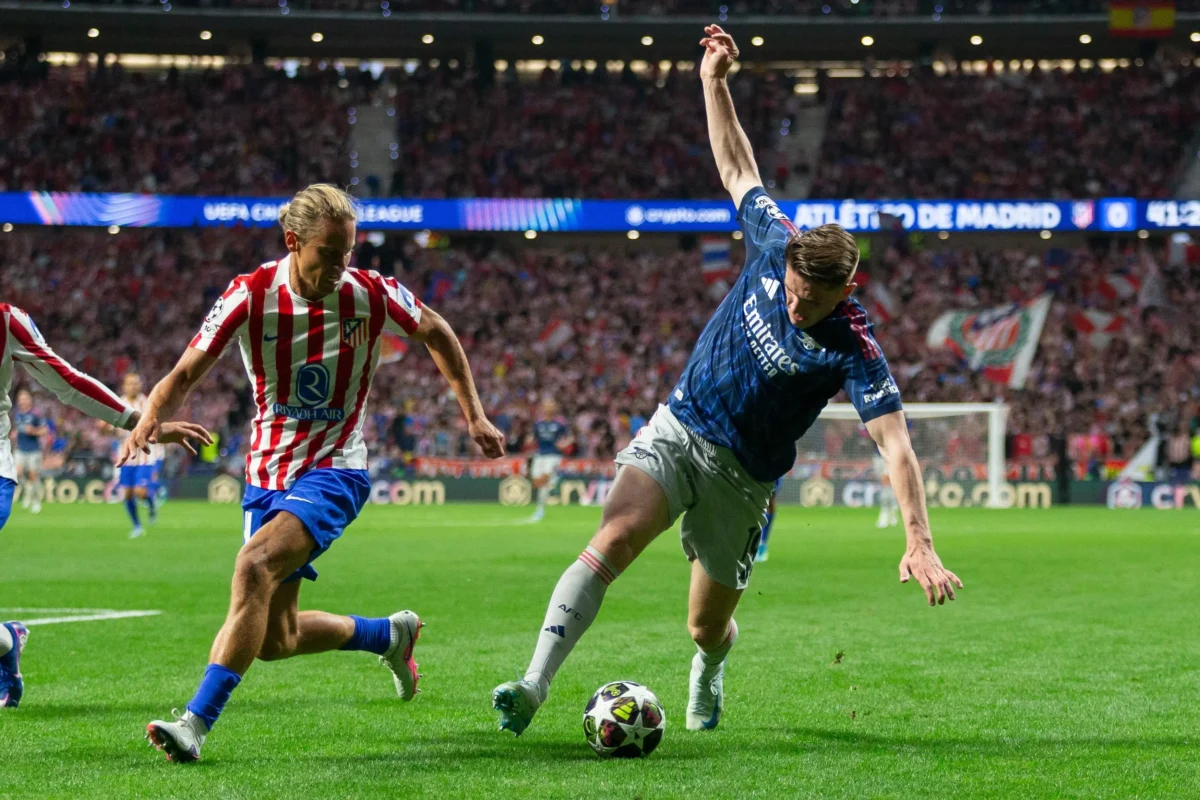 shutterstock_2774300275 1 | TVGURU.cz Fotbal