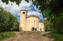 Kaplička na hoře Říp